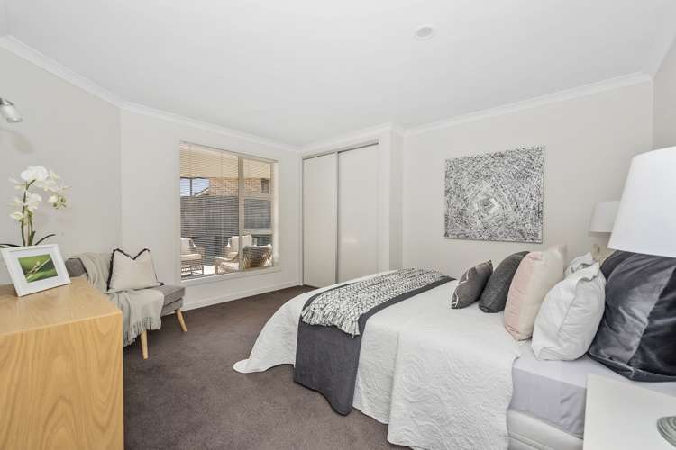 42 Somerton Drive Huntington_11