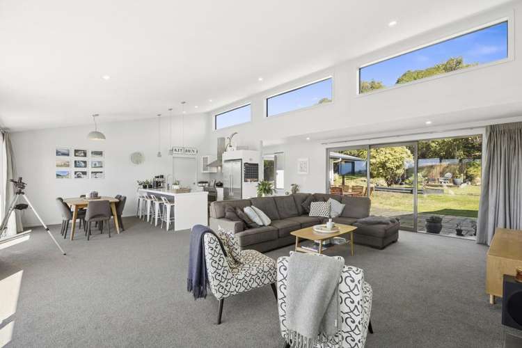 213 & 213A Tomahawk Road Andersons Bay_12