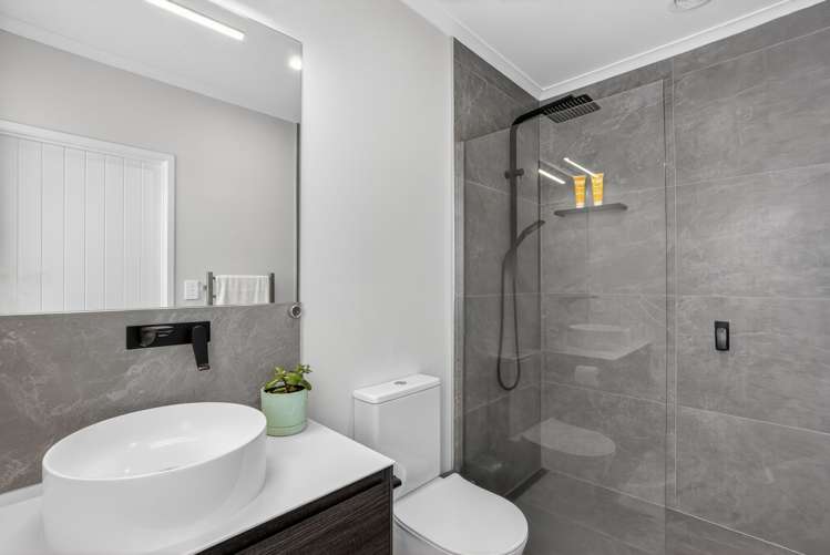 9 Membery Lane Patumahoe_17