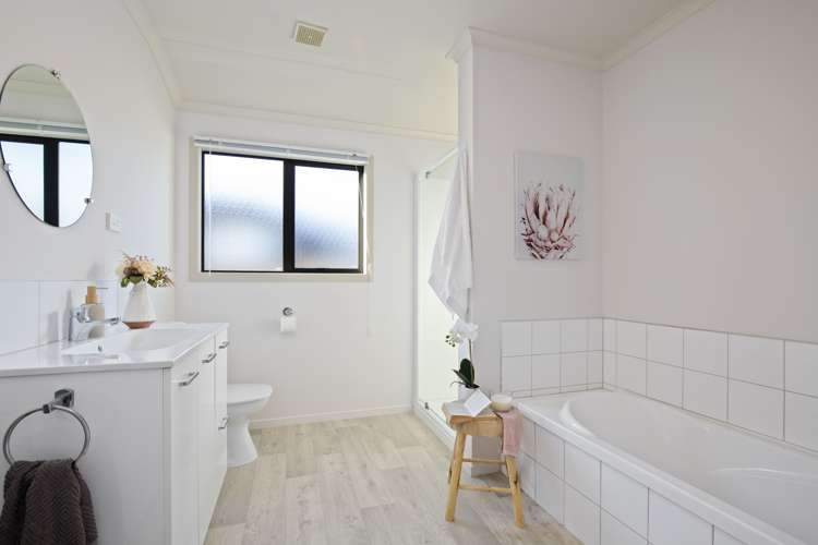 81 Isabella Drive Pukekohe_11