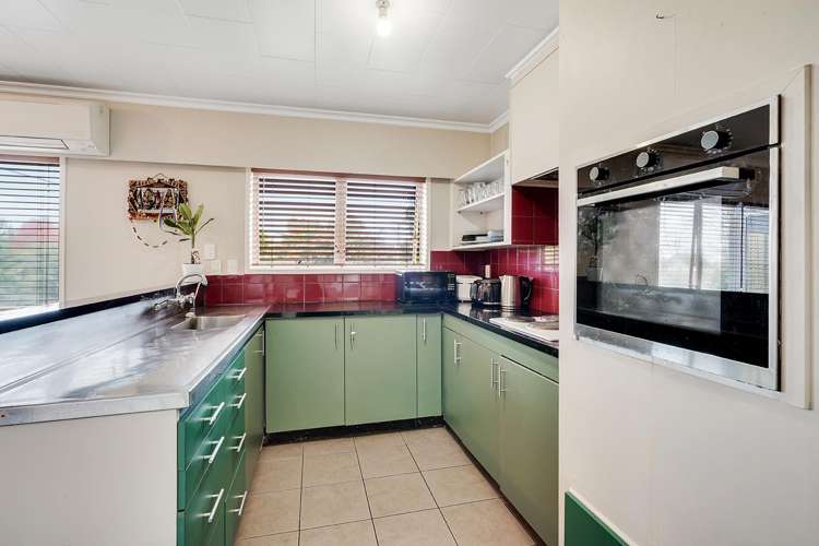 124 Maeroa Road Forest Lake_7