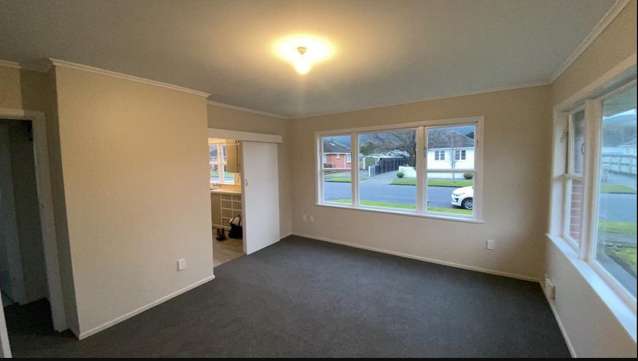 1/4 Gower Street Silverstream_3