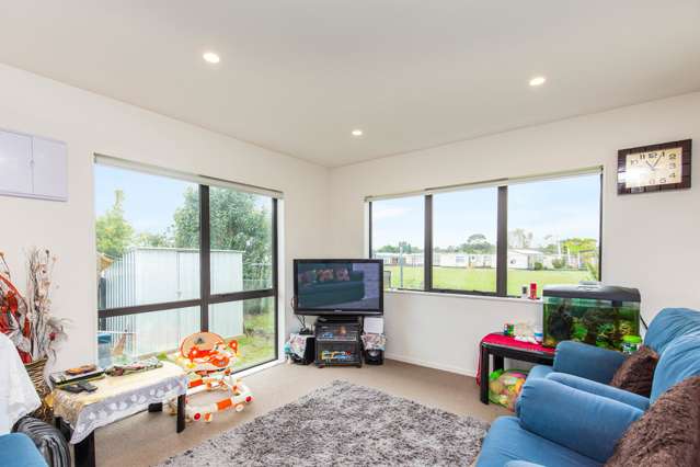 498 Roscommon Road Clendon Park_2