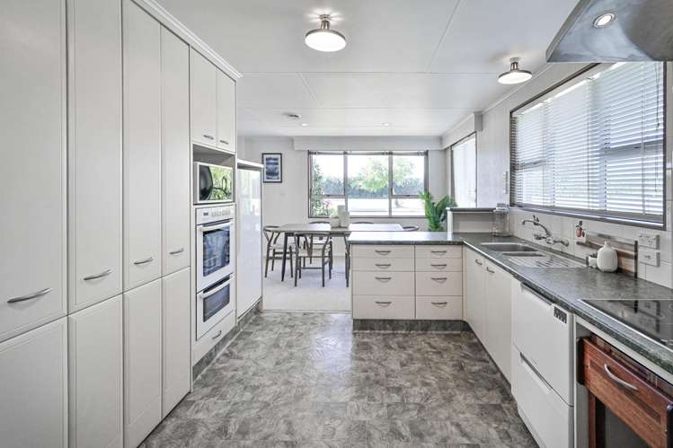 15 Flaxmere Avenue Flaxmere_4