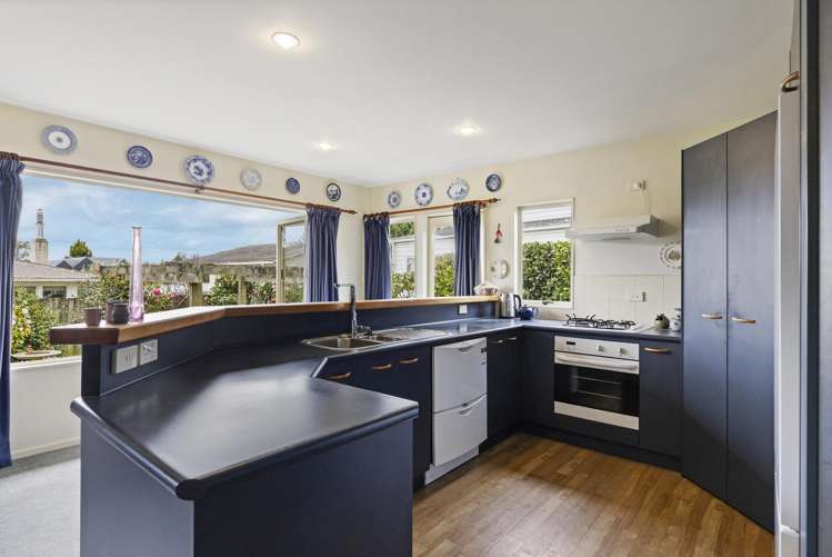 5B Awanui Street Hilltop_2
