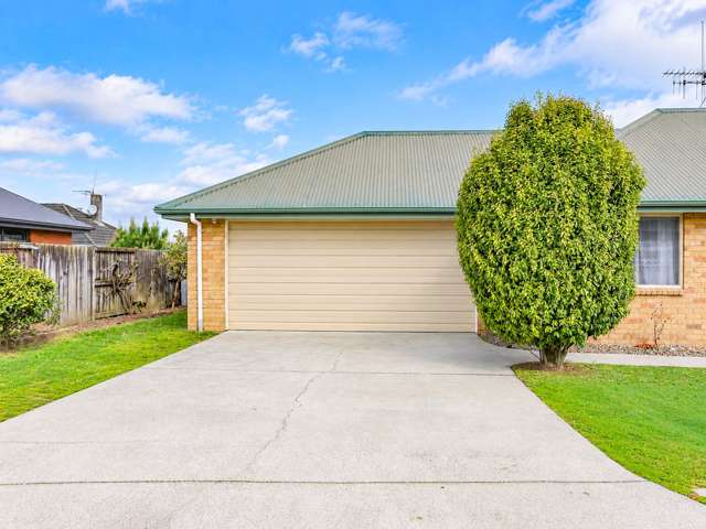 10 Blue Cedar Lane Enderley_4