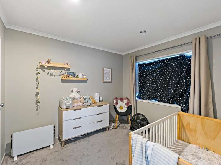 25 Saltwood Street Red Beach_17