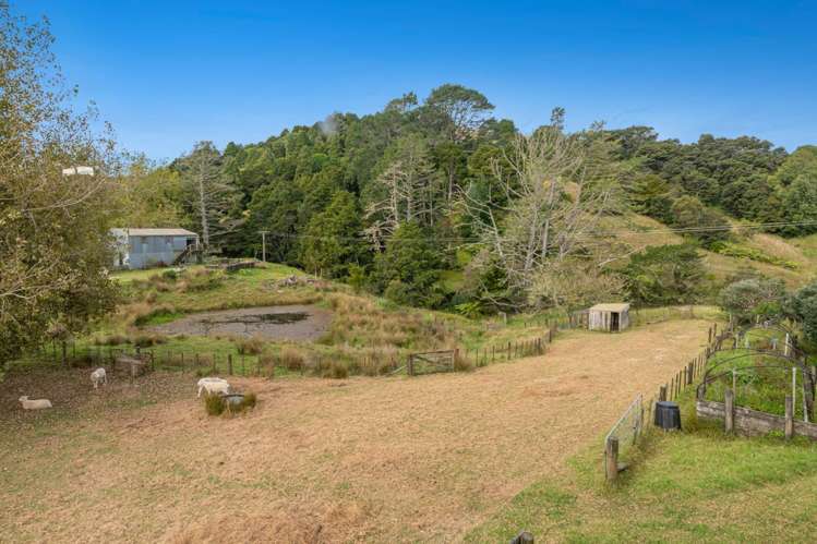 332 Komokoriki Hill Road Makarau_42