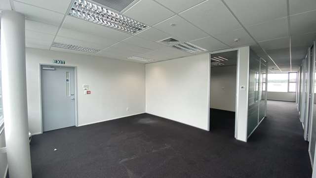 G4/27-29 William Pickering Drive Albany_3