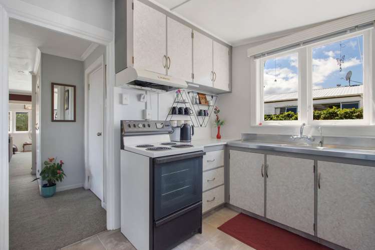 99 Parry Palm Avenue Waihi_4