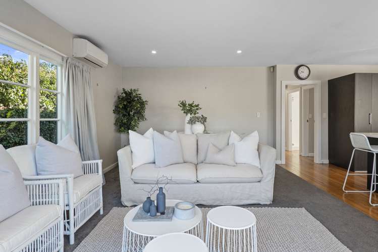 27 Aorangi Road Bryndwr_11