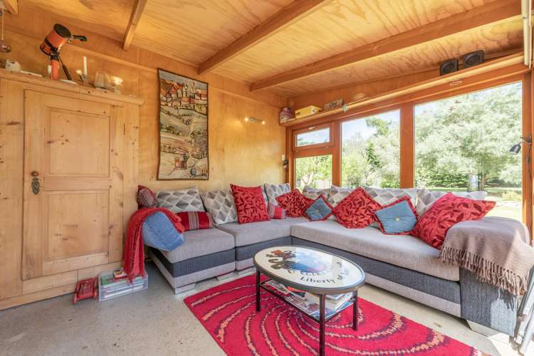 1512 Livingstone-Duntroon Road_4