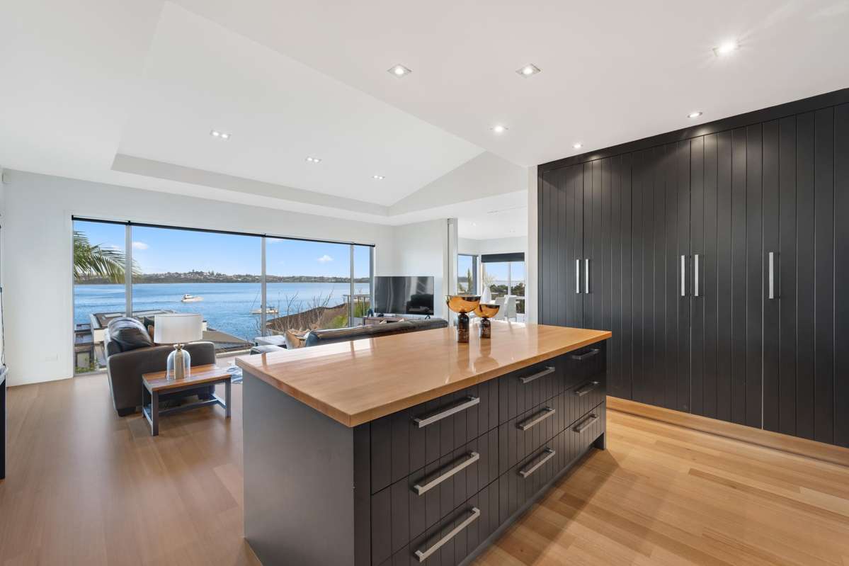 5 Bucklands Beach Road_4