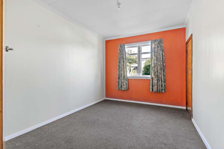 412 High Street South Carterton_10