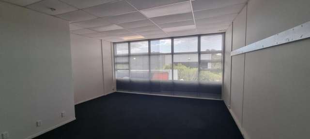 Unit 3, 4 Civil Place Rosedale_3