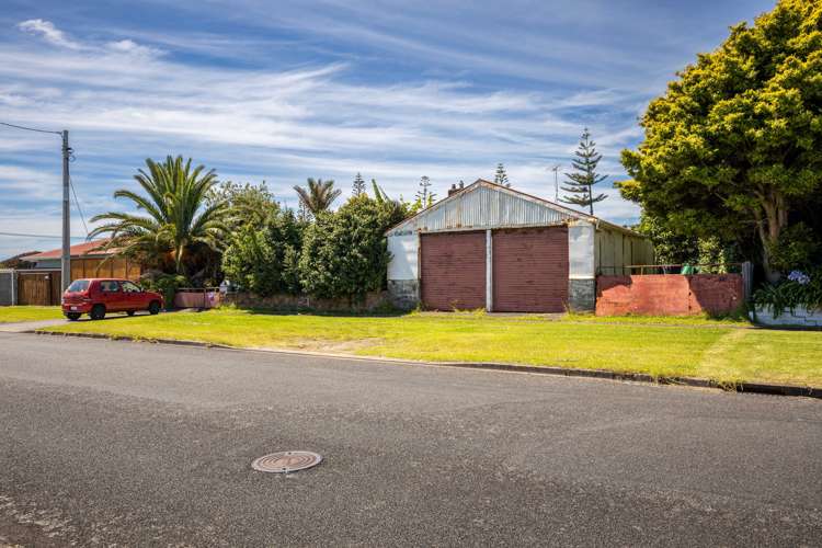 82 Domett Street Waitara_9