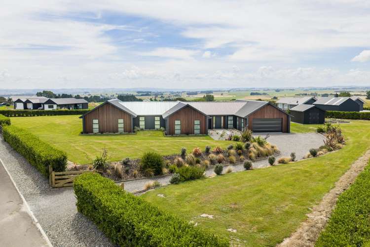 2 Mataki Lane Halcombe_24