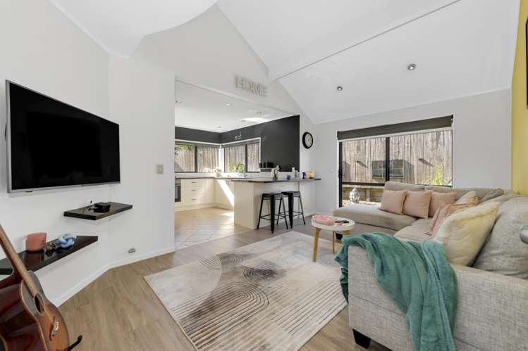 2/4 Dromora Close Dannemora_13