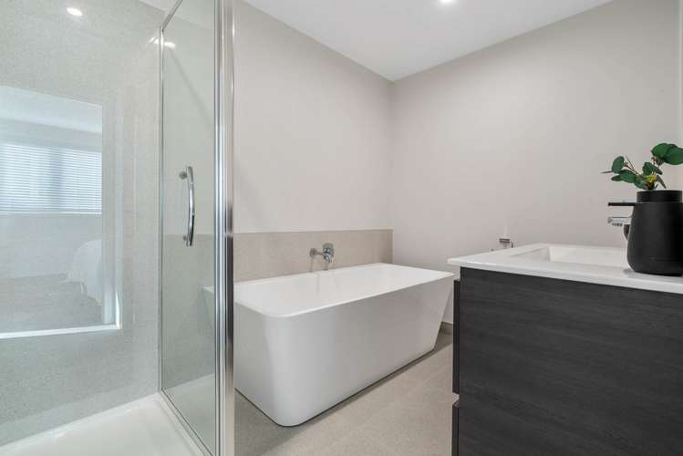 36 Metoriti Crescent Paerata_6
