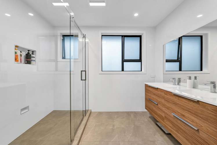 302 Otaraoa Road Waitara_11