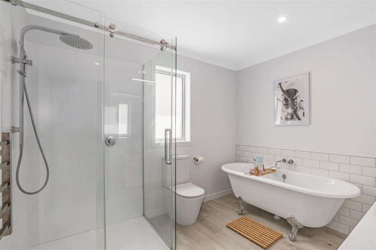 16 Schooner Drive Whitby_12