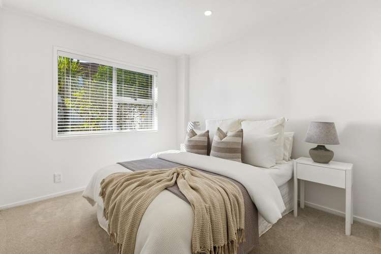 2/1 Arkley Avenue Farm Cove_16