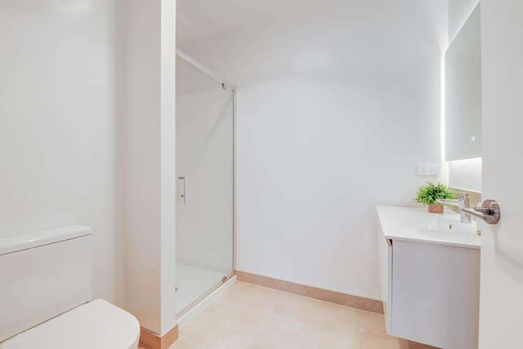 1 Kopu Road Orewa_13