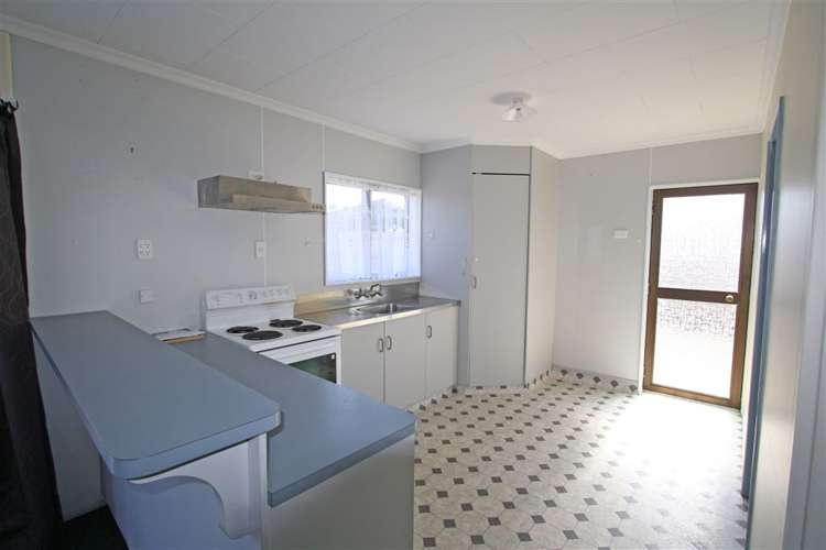 211 Parklands Avenue Bell Block_5