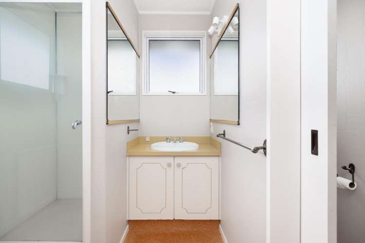 26B Grey Street Glenholme_18