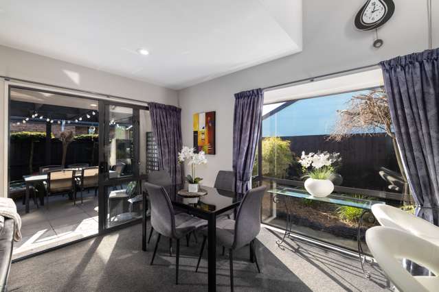 2/66 Broadhaven Avenue Parklands_2