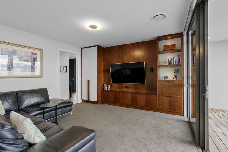 6 Swanton Drive Huntsbury_17