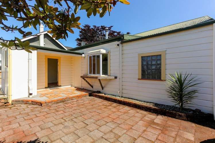 17 Wallace Place Westown_19