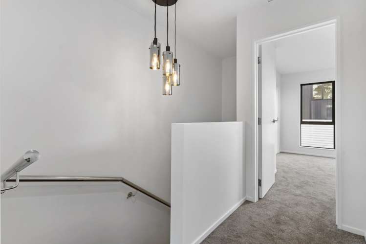 8E Tahinga Street 10887_9