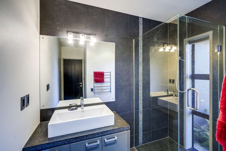 17 Bourke Place Havelock North_15