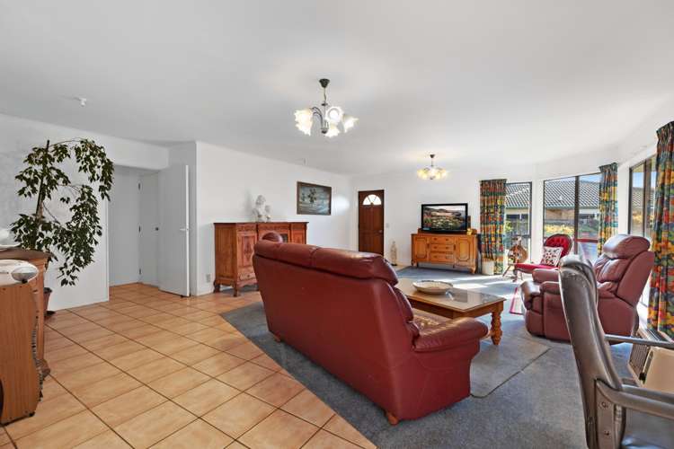 29 Luculia Drive_4