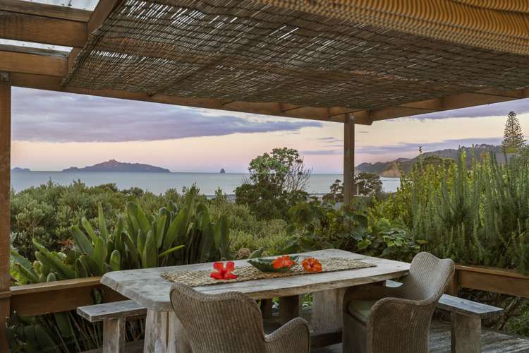 8a Wairahi Road Langs Beach_14