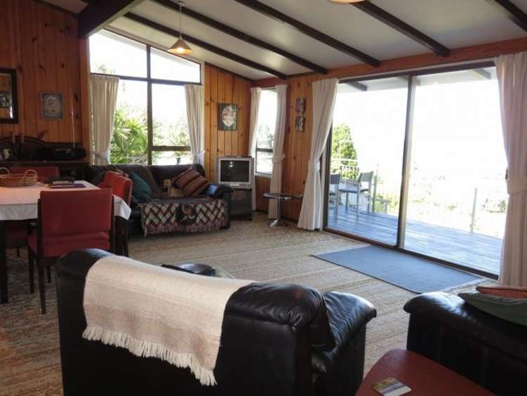 139 Bambury Place Onemana_8