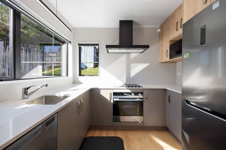 17 Huia Avenue_5