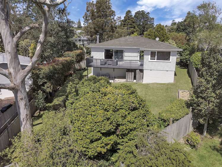 21 Oruamo Place Beach Haven_21