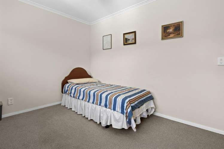 93 Taylor Street 11373_15