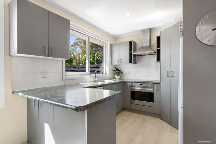 1/20a Evans Road Glen Eden_6