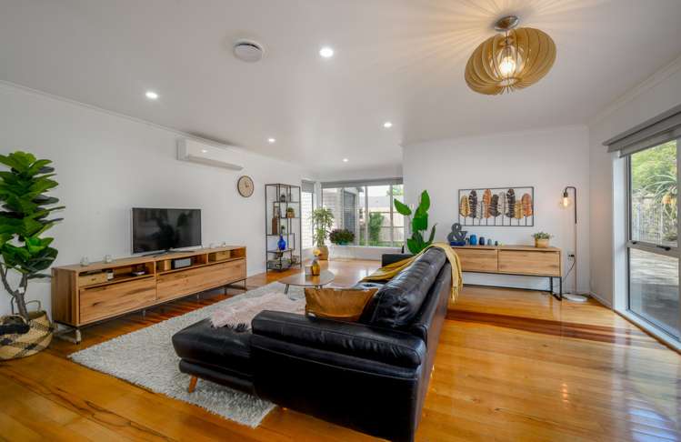 6 Freyberg Place Howick_8