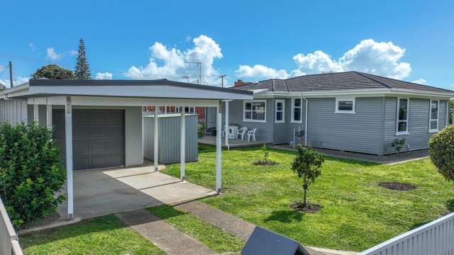 633 Queen Street Thames_1