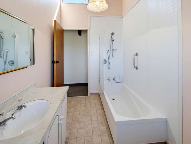 8 Swansea Place Tamatea_19