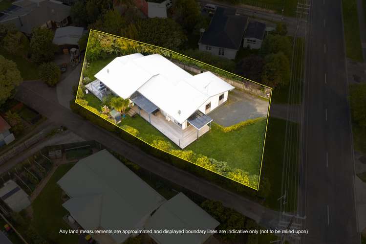 130 Awaroa Road Helensville_22