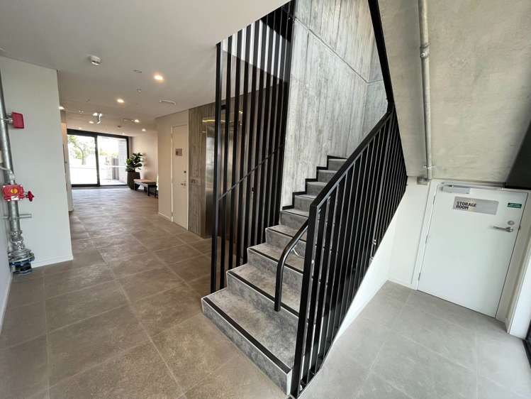 302/4 Rauroa Lane Hobsonville_1