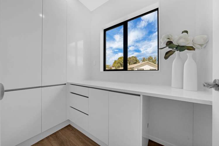 31B Meadway Sunnyhills_34