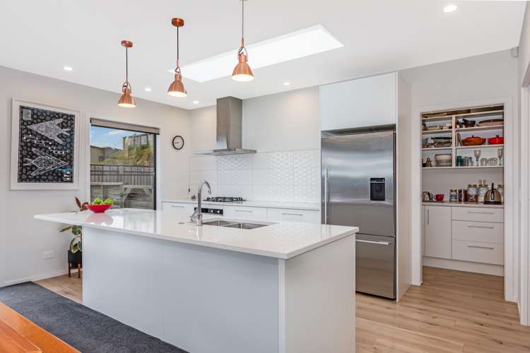 74 John Burke Drive Aotea_10