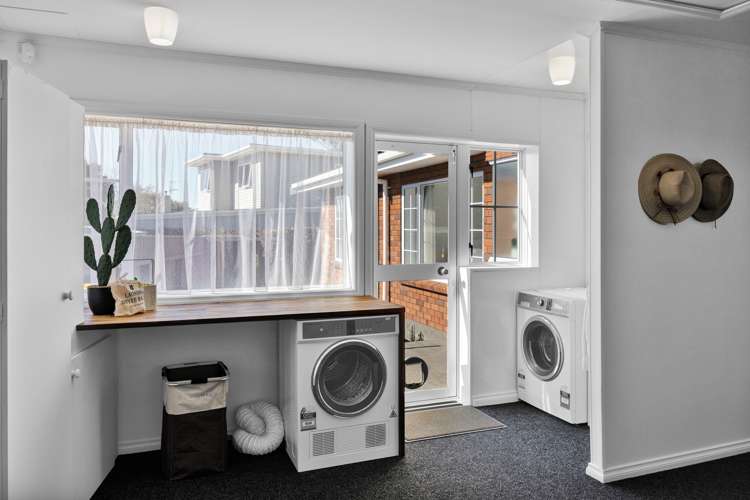 1c Waiwera Place Merrilands_20