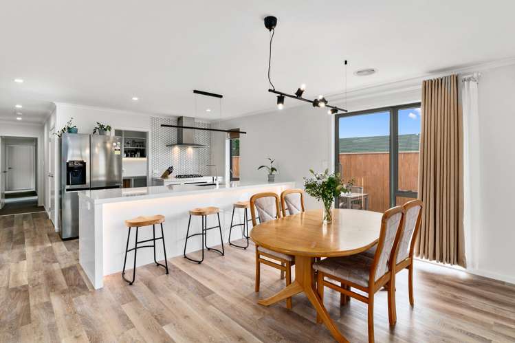 6 Saint Vincent Way Waikanae_6